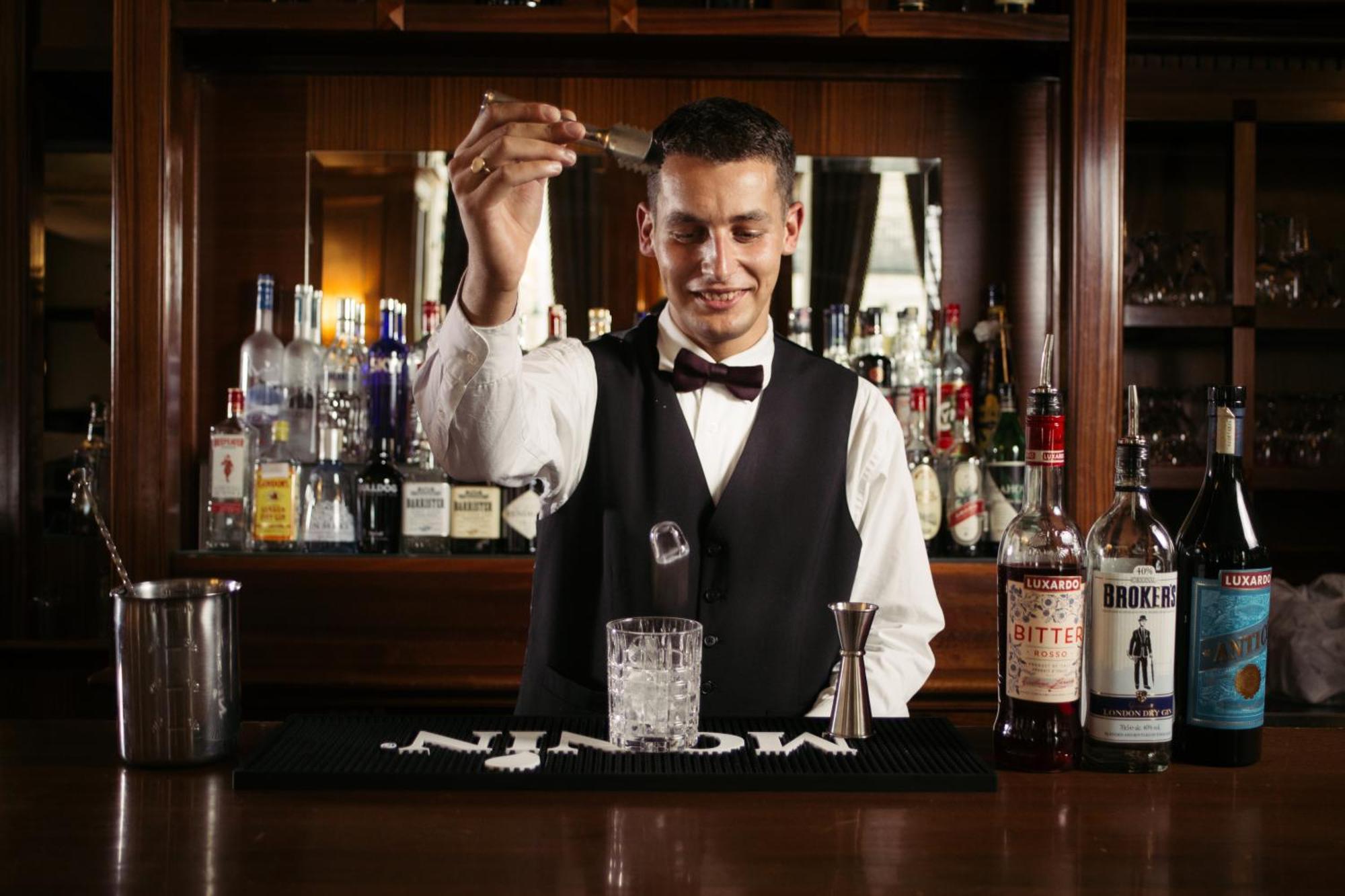Hotel Holiday Sarajevo Ngoại thất bức ảnh