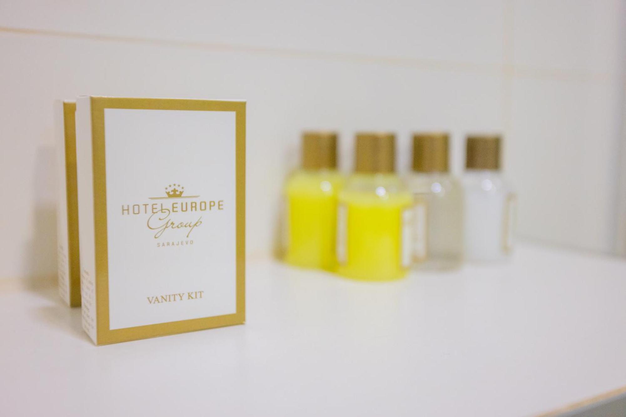 Hotel Holiday Sarajevo Ngoại thất bức ảnh