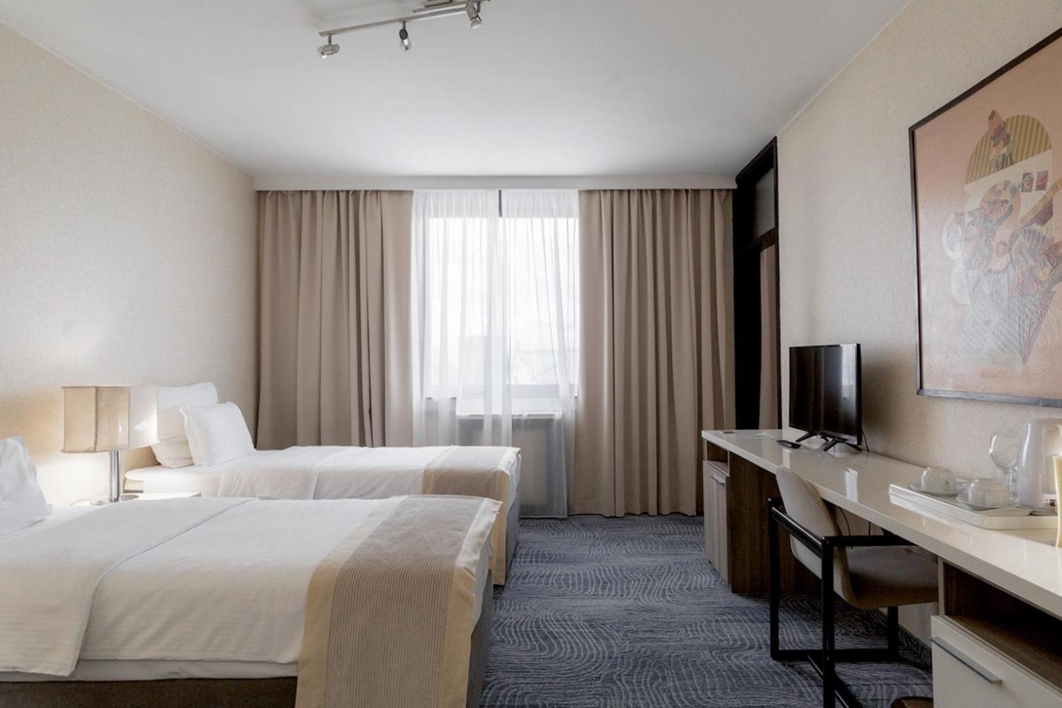 Hotel Holiday Sarajevo Ngoại thất bức ảnh